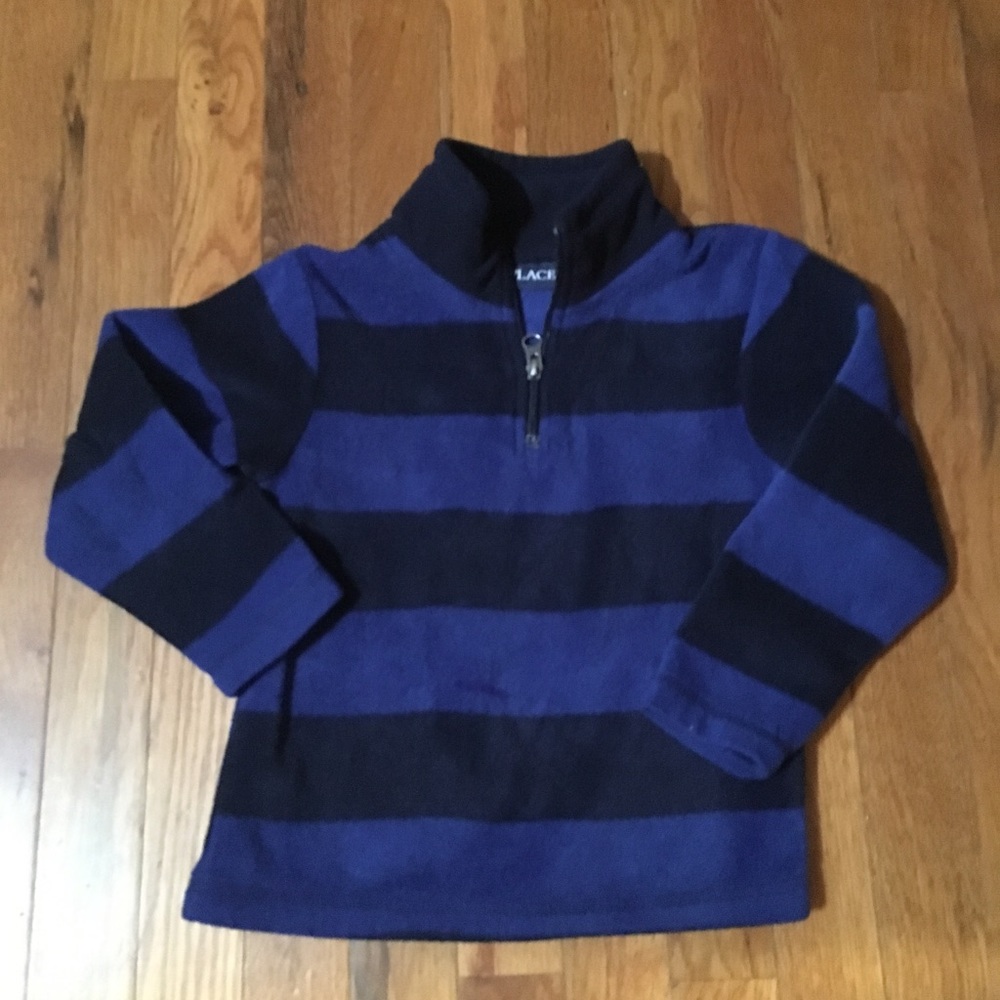 Children's Place boys pullover size 4